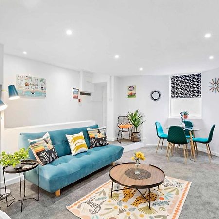 Queens Apartment - By My Getaways - Free Parking For One Car Hove Exteriér fotografie