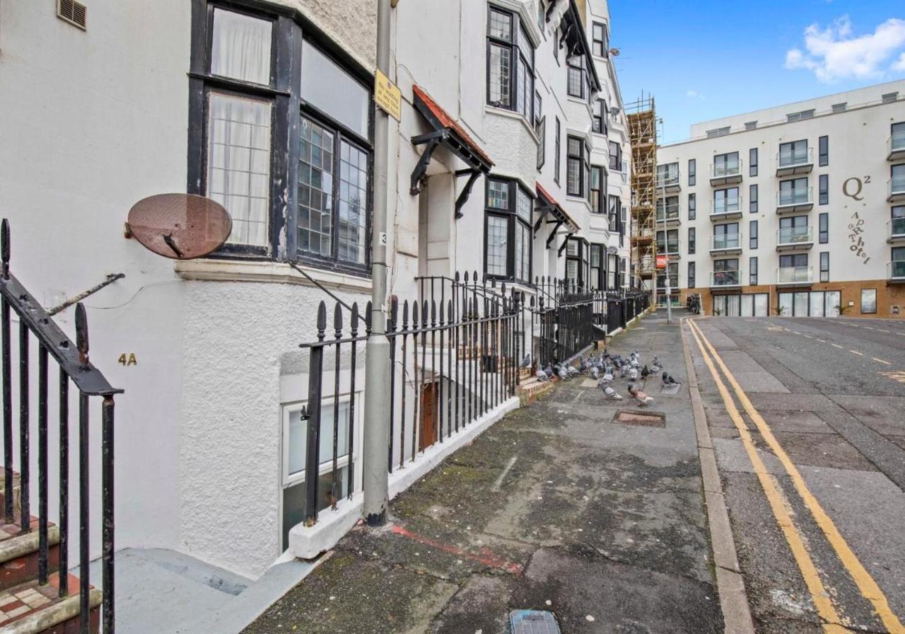 Queens Apartment - By My Getaways - Free Parking For One Car Hove Exteriér fotografie